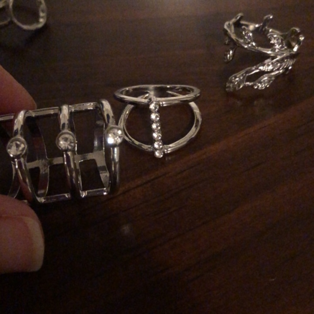 Forever21 ring bundle